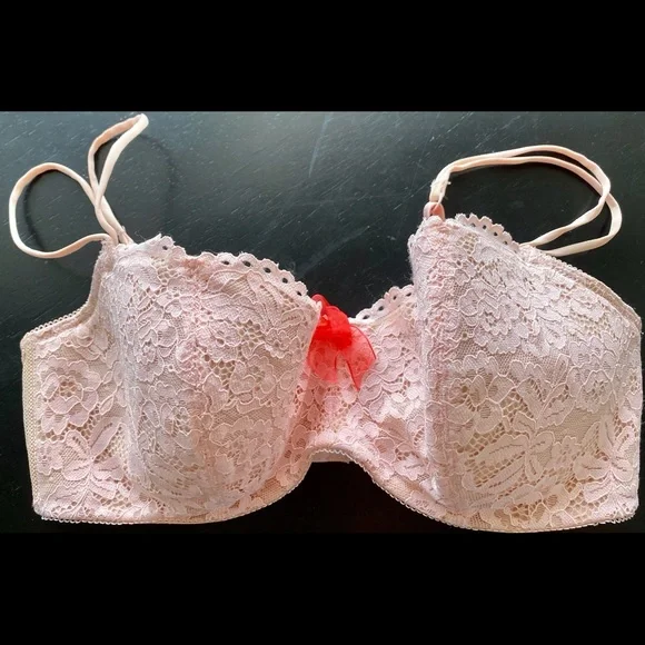 Pink Bra - Picture 2 of 6